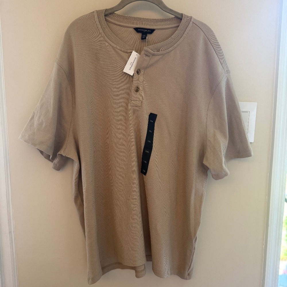 Banana Republic Men's Tan Taupe Beige Henley Short Sleeve XXL NWT